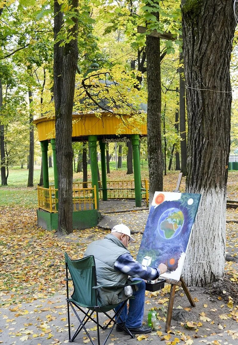 Выксунские городские сайты. Выксунский парк культуры. Город Выкса парк. Иверский сквер Выкса. Выксунский парк овраг.