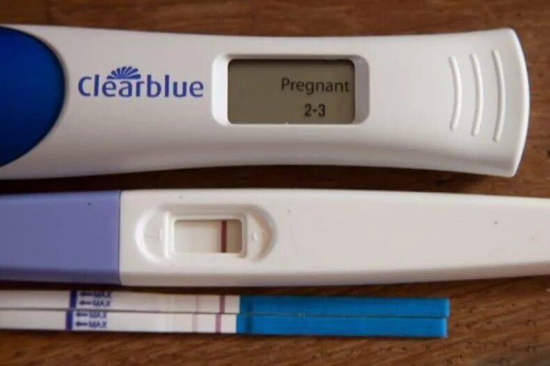 5 недель беременности тест покажет. Clearblue 3+. Тест на беременность фото. Виды тестов на беременность. Самый точный тест на беременность.