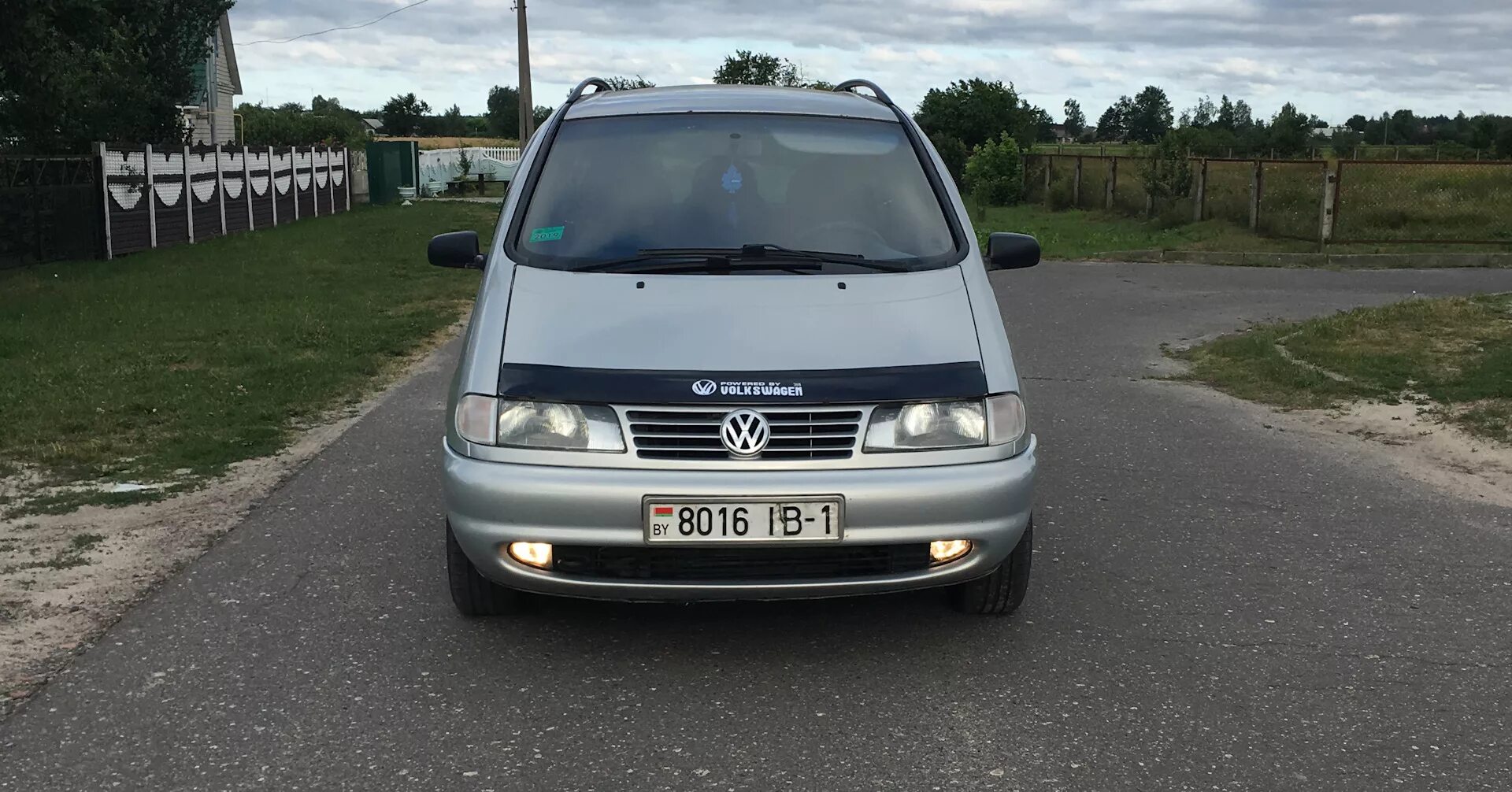 Шаран фольксваген 1.9 тди купить. Фольксваген Шаран 1999 1.9. Sharan 1.9 TDI 1999. VW Sharan 1.9. Volkswagen Sharan 1.9 дизель.