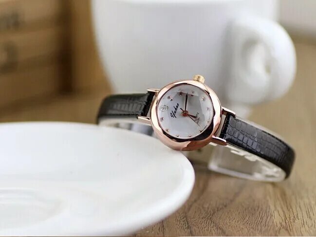 часы женские наручные маленькие. женские винтажные часы quartz модель cai qi 560 с кожаным ремешком. часы женские наручные маленькие. часы женские. часы классические женские.