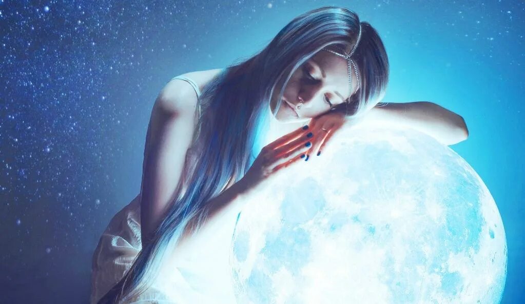 Луна в ночь предопределения. Считаю ночь. Барашки считать. Бессонница мем. Всю ночь считал овец.