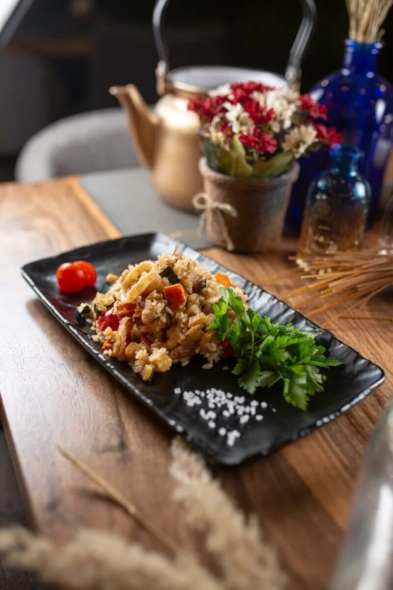 Benny kitchen белгород. Денвер бургер моцарелла. Бургер с мраморной говядиной. Бенни китчен белгород фото. Бенни китчен.