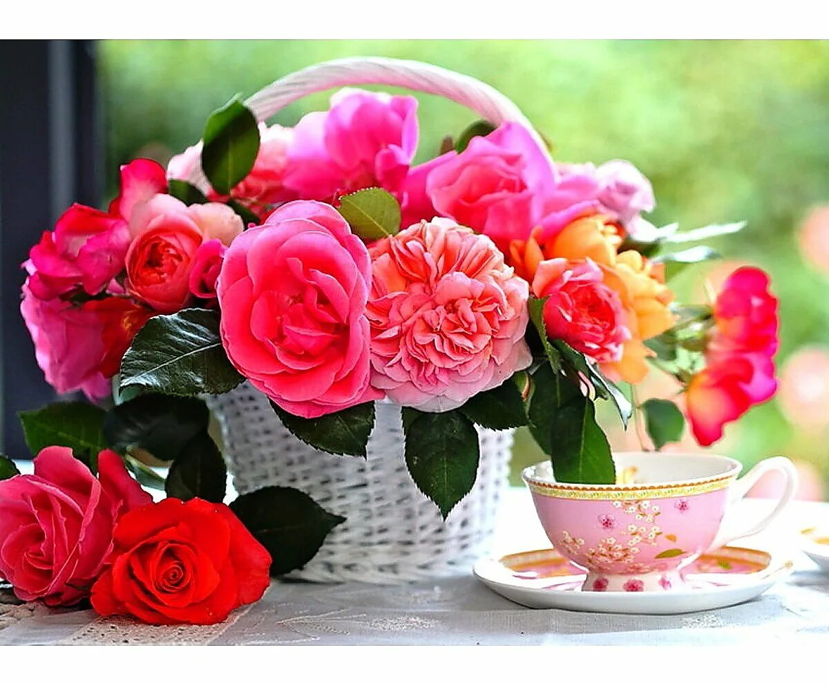 Красивой женщине красивое утро картинки. Цветы для настроения. Прекрасного настроения с цветами. Утренние цветы для дамы. Цветочного настроения на весь день.