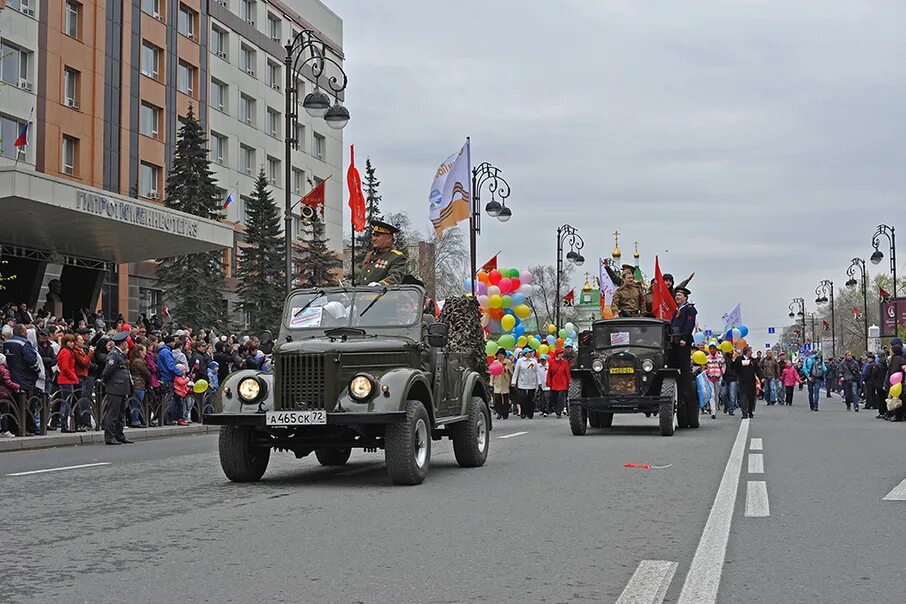 парад 2019 тюмень. колонна на 9 мая. 9 мая тюмень. день победы тюмень. парад 9 мая.