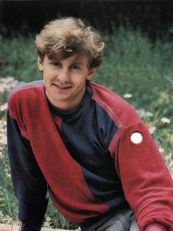 Сергей Рогожин и группа Форум Ревность Песня 1991 - YouTube