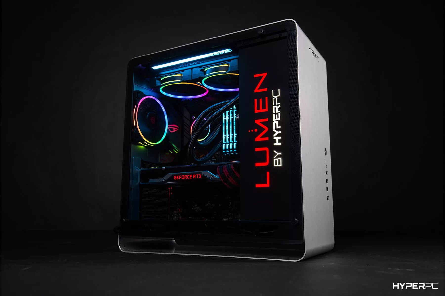 Хайпер спикер титан. Hyperpc Lumen Plus корпус. Системный блок игровой hyperpc m13. Системный блок hyperpc Lumen 2. Компьютер hyperpc Lumen.