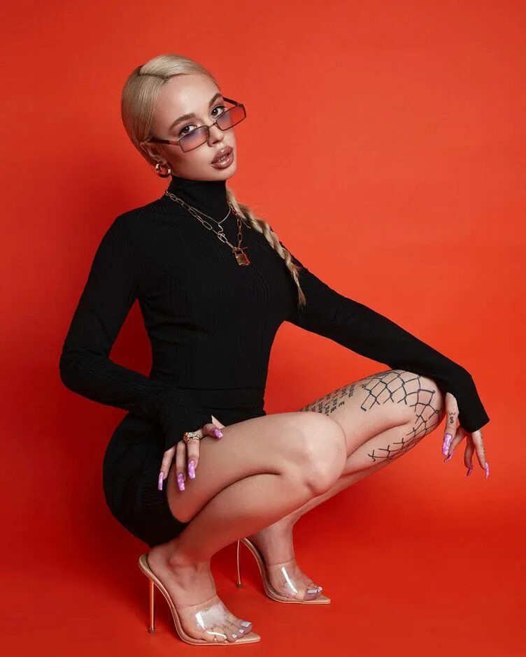 Инста самка рост. Инста самка даша. Инста самка рост. Даша зотеева рост. Инстасамка даша затеева.