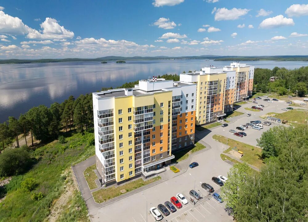 коттеджный поселок золотая горка екатеринбург. жилой квартал виктория среднеуральск. среднеуральск набережная. жилье среднеуральск. домклик среднеуральск.