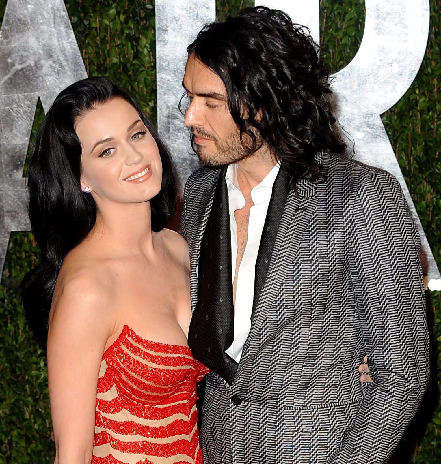 Рассел брэнд и кэти перри. Кэти перри разводится. Певица katy perry. Концерт в виндзоре. Кэти перри мет гала 2024.