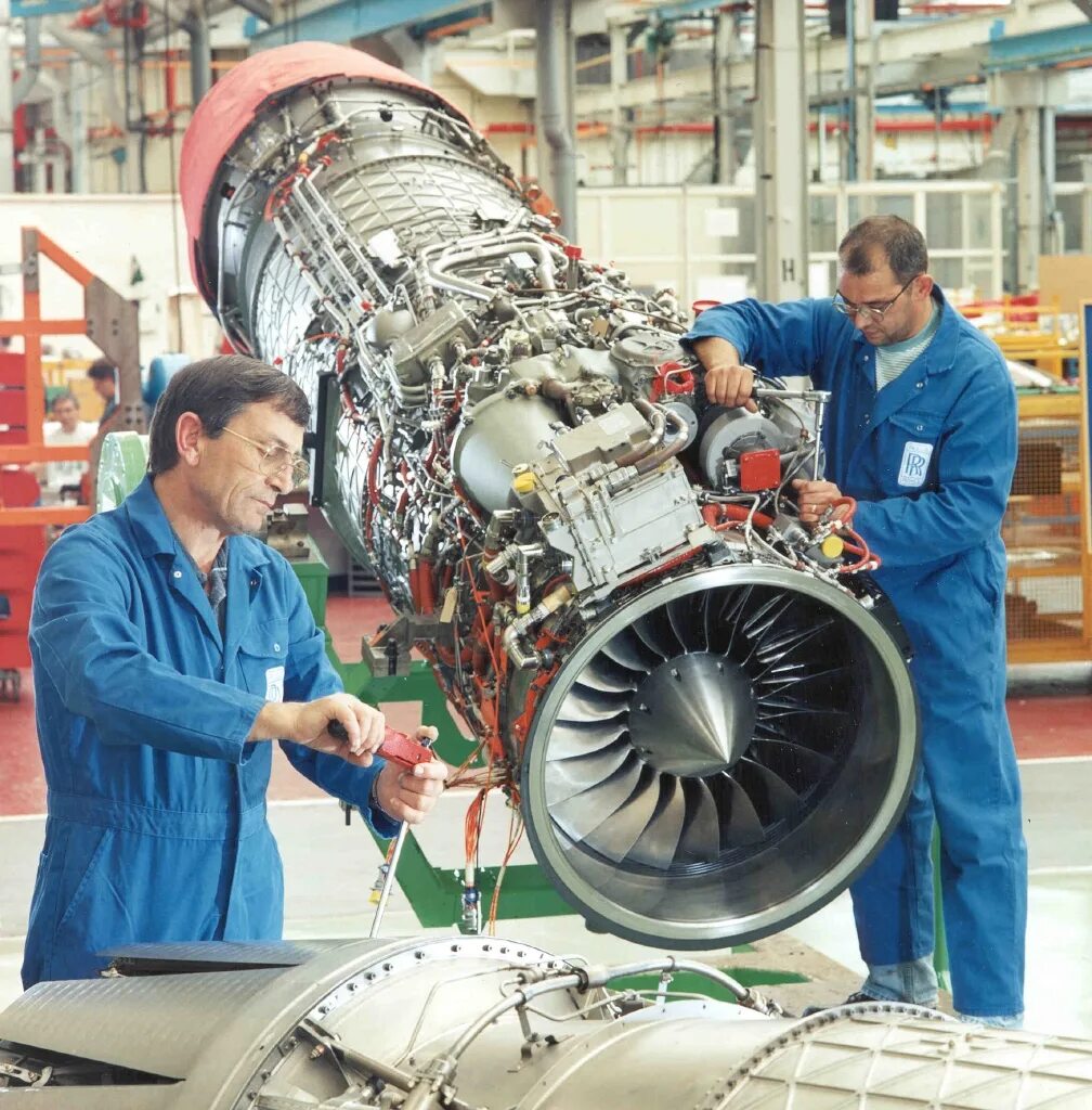 Инженер конструктор авиационных двигателей. Двигатель самолета. Техническое обслуживание самолета. Техническая эксплуатация летательных аппаратов и двигателей.