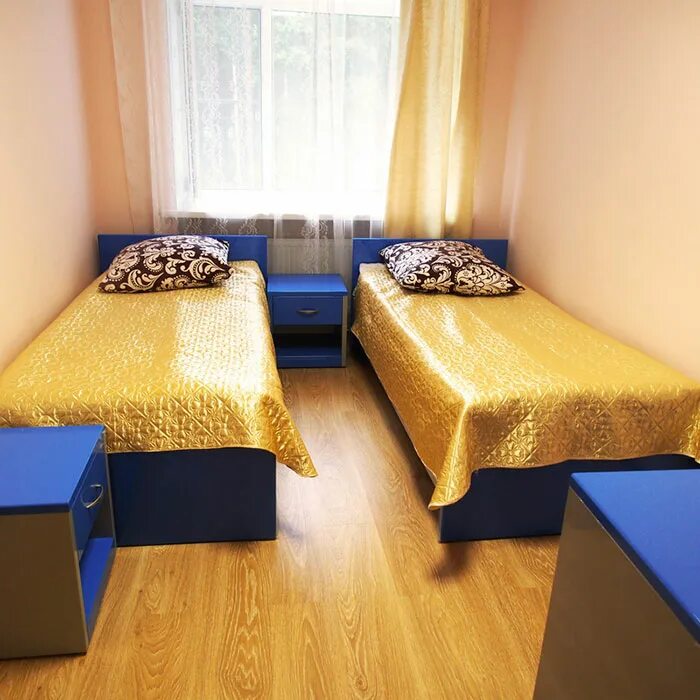 Зеркальный лагерь спб 2023. База отдыха зеркальное ленинградская область. Зеркальный путевка. Лагерь зеркальный ленинградская. Пансионат озеро зеркальное.