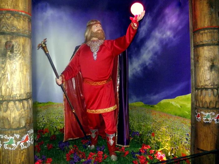 Даждьбог, дажьбог славянский бог. Даждьбог фото. Даждьбог или дажьбог. Даждьбог (дажьбог). Боги восточных славян ярило.