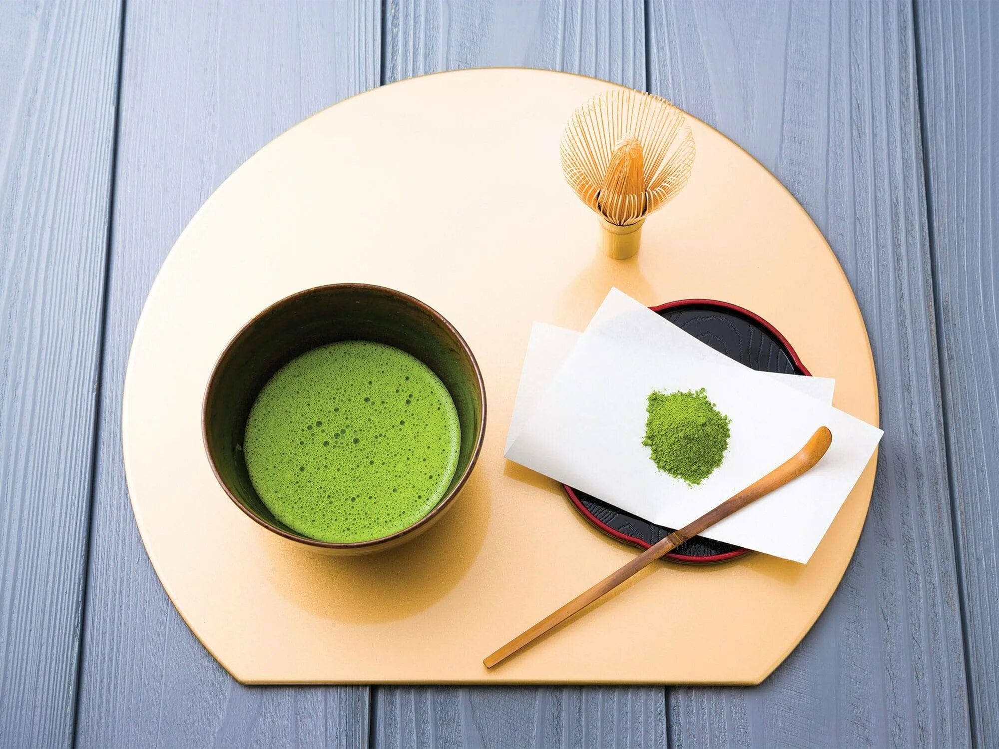 Лучший чай матча. Matcha Чой. Маття японский чай. Маття латте в Японии. Зелёный чай матча.