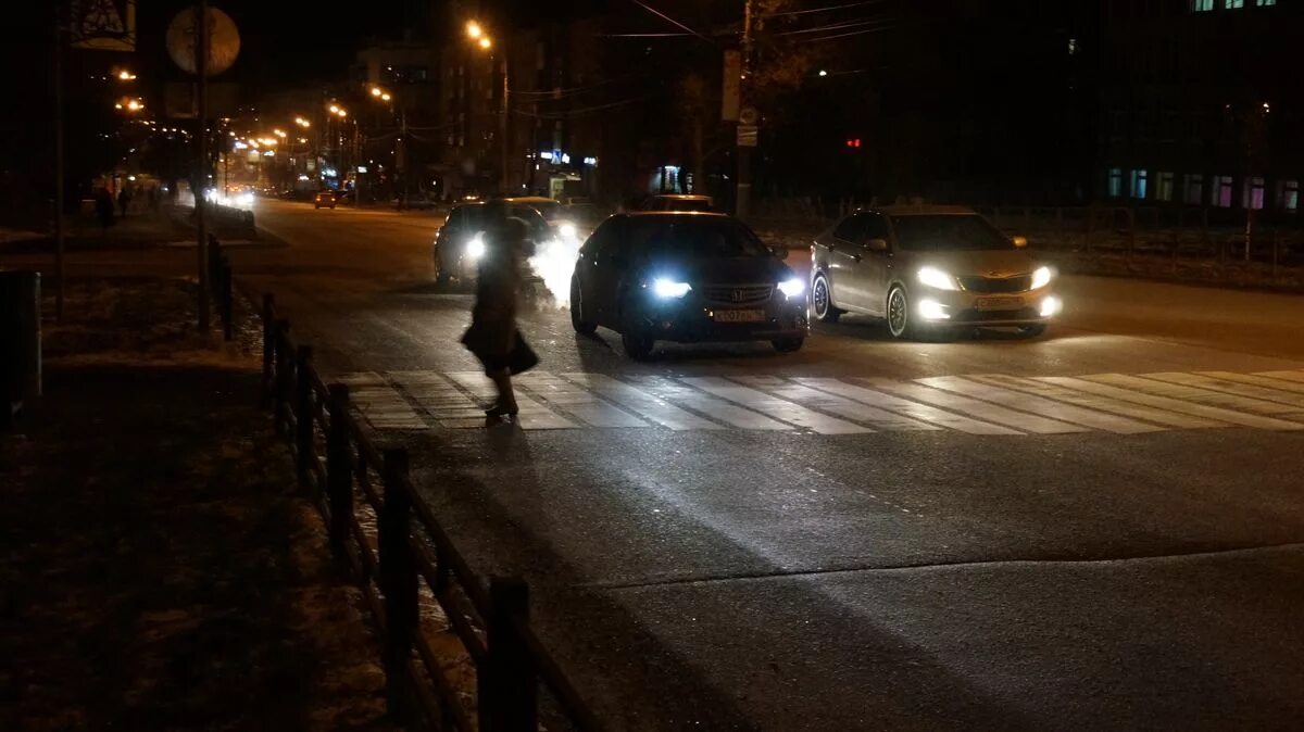 На улице вижу хуже