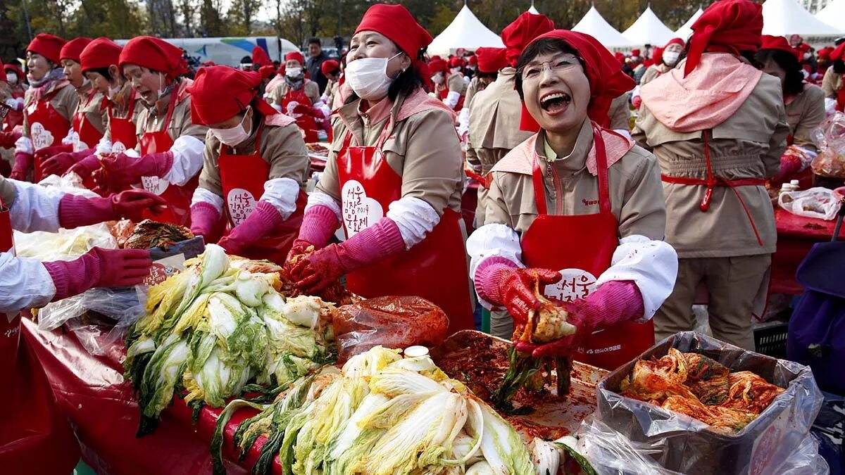 День капусты 17 февраля. Русские корейцы. Российские блюда которых нет в Корее. Любимое занятие корейцев.
