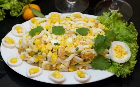 Салат кальмар яйцо лук кукуруза