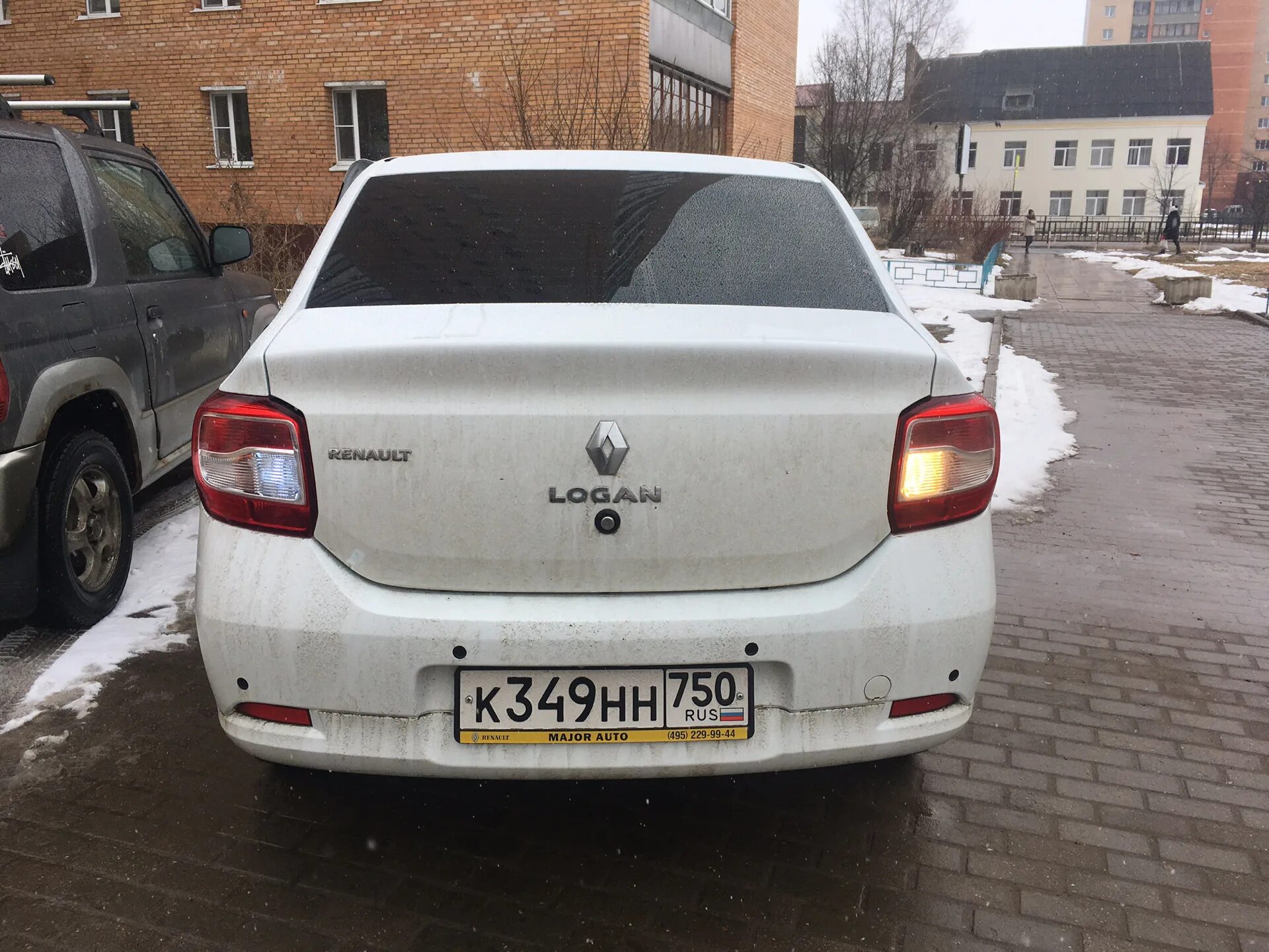 Лампочка заднего хода рено логан. Лампа заднего хода логан. Лампа заднего хода рено логан 2006. Лампа заднего хода логан. Лампа заднего хода логан.