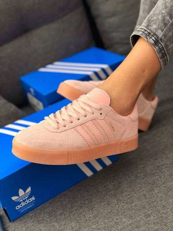 Адидас самба розовые. Adidas Samba 2022. Кроссовки adidas Samba Rose. Кеды adidas Samba Rose женские. Ад дас Самба кроссовки.