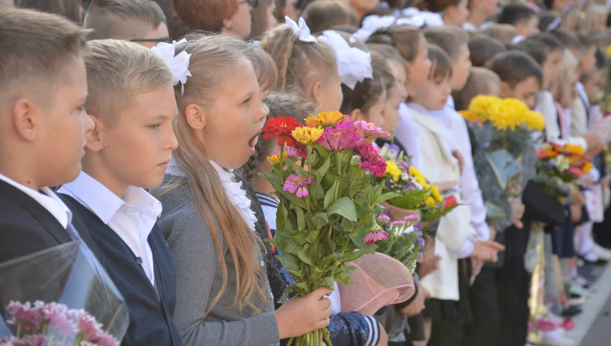 Про крым в школе. Школа гимназия 39 Симферополь. Школы в Крыму фото. Лучшие школы Крыма. Маленькая школа в Крыму.