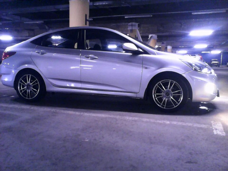 Лучшие диски на солярис. 205/50 r17 солярис. solaris диски r17 k&amp;k. hyundai solaris на 17 k&amp;k. hyundai solaris 2015 на r17 серебро.