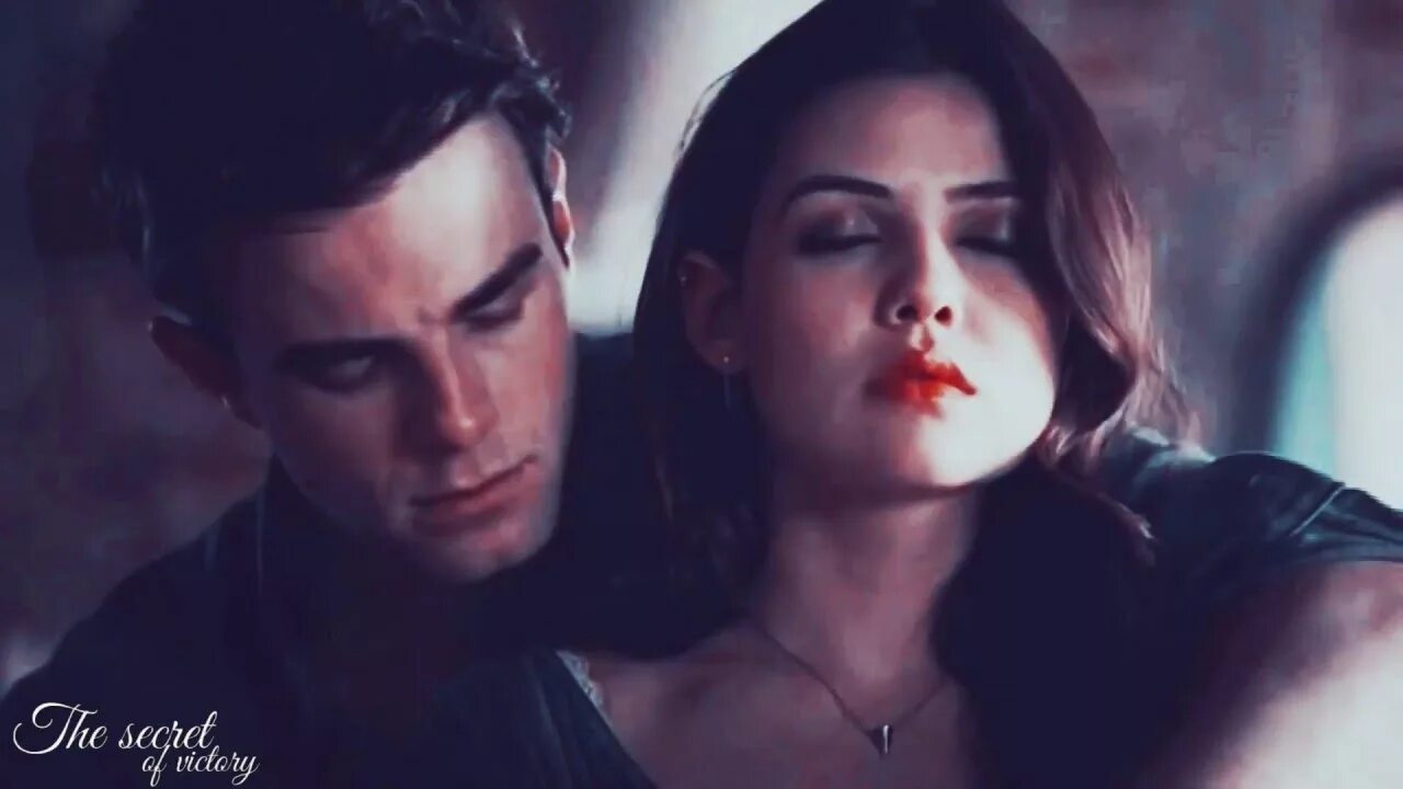 Давина клаус древние. Древние давина и коул. Кол майклсон и давина клэр. Дневники вампира коул и давина. Давина клэр и кол майклсон фанфик.