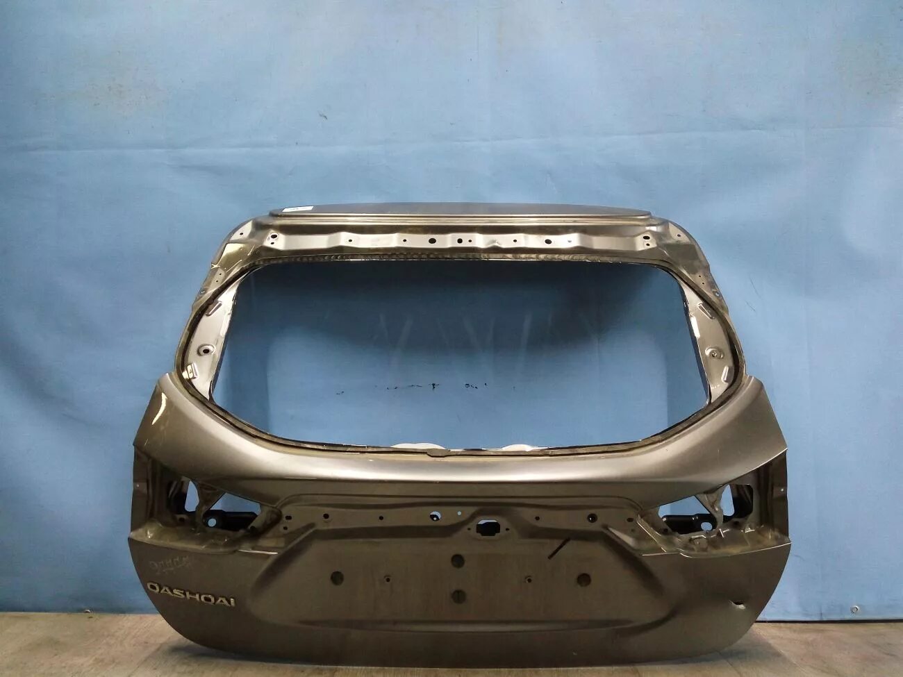 Дверь багажника ниссан кашкай j11. Nissan qashqai 2008 крышка багажника. K001004. Двери багажника ниссан кашкай j10. 26555jd800.