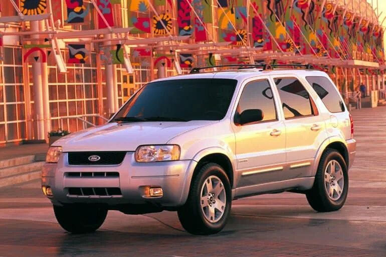 Эскейп сша. Форд эскейп 2001. ford escape 2001 года. ford escape 2000. кроссовер форд эскейп.