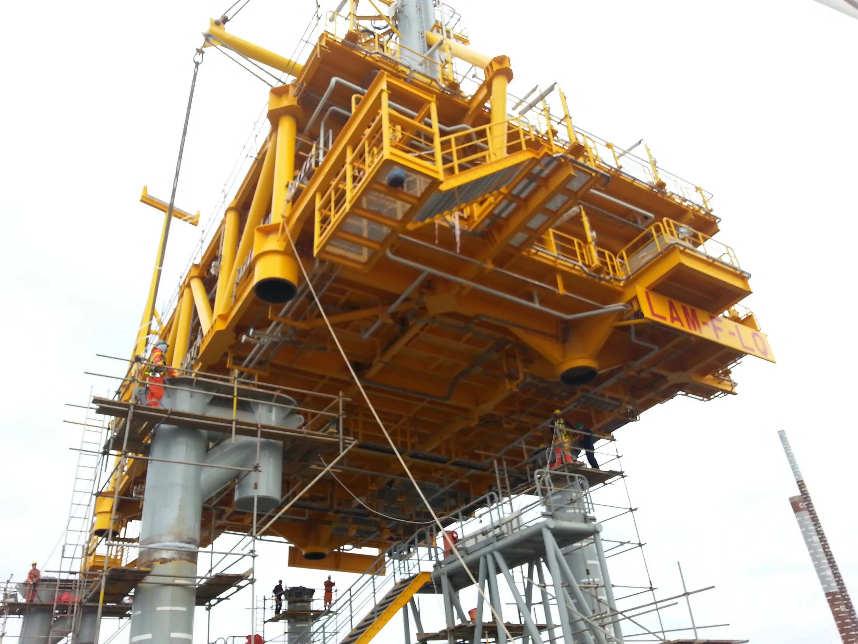 Span p p class. Offshore drilling Project. Drilling platform. Drilling platform umas. Skirt pile offshore опорный блок.