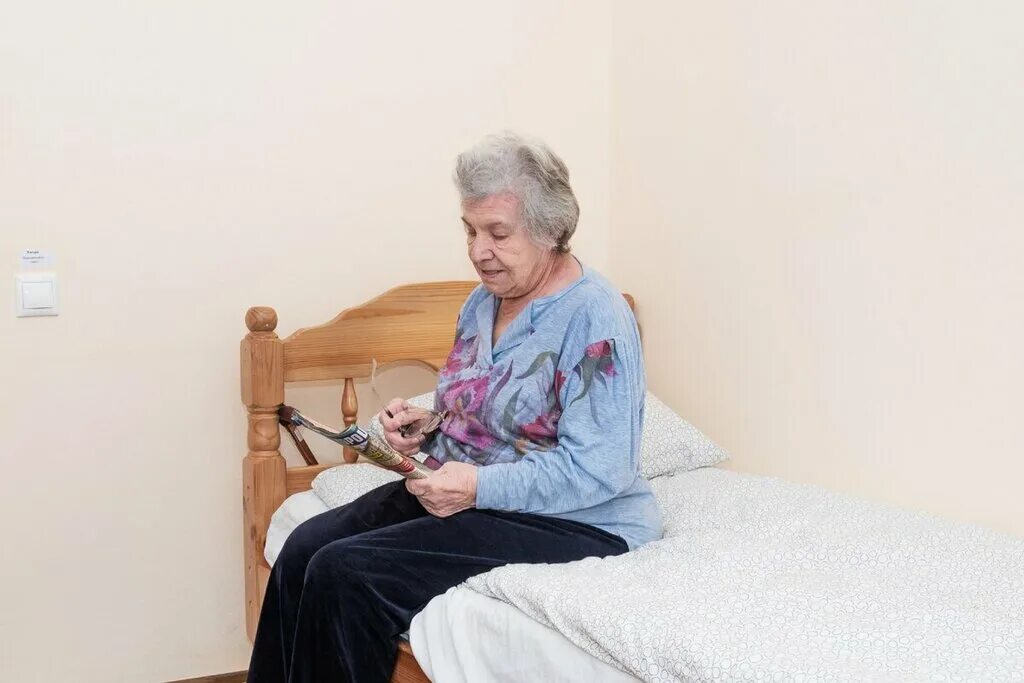 Пансионат вера. Севастополь дом престарелых и инвалидов фиолентовское шоссе. Оренбургский дом интернат для престарелых и инвалидов долголетие. Частный дом престарелых симферополь. Дом престарелых симферополь вера.