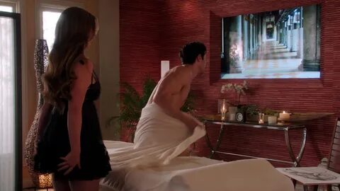 Matt Cohen shirtless in The Client List 2-09 "Save a Horse, Ride a Cow...