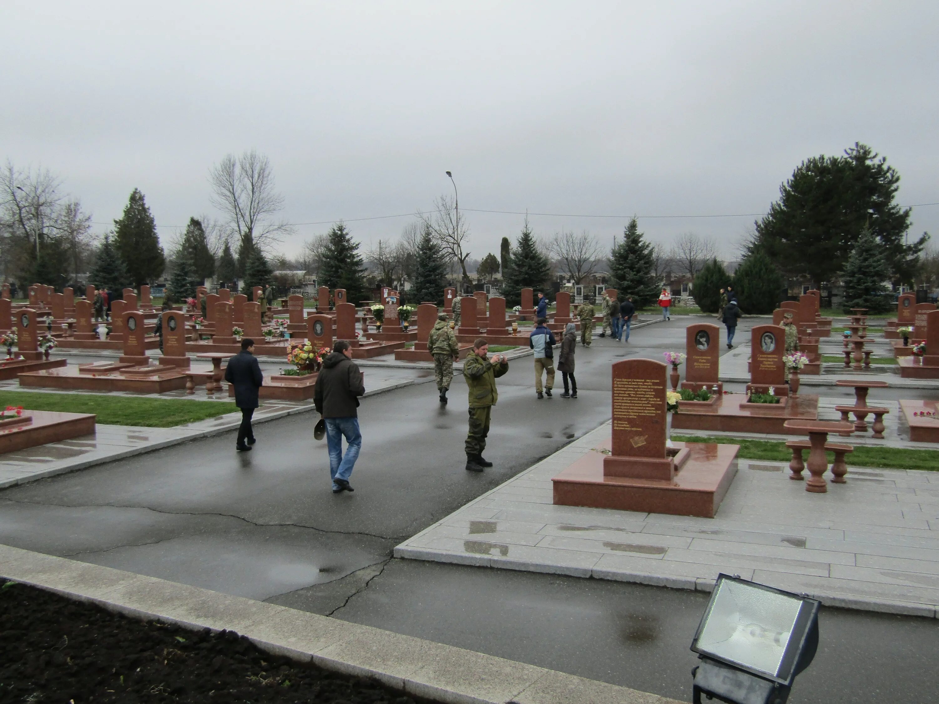 Аллея ангелов беслан. 100 скважина октябрьский. Сердобск военный городок. 3 сентября город. 3 сентября город.