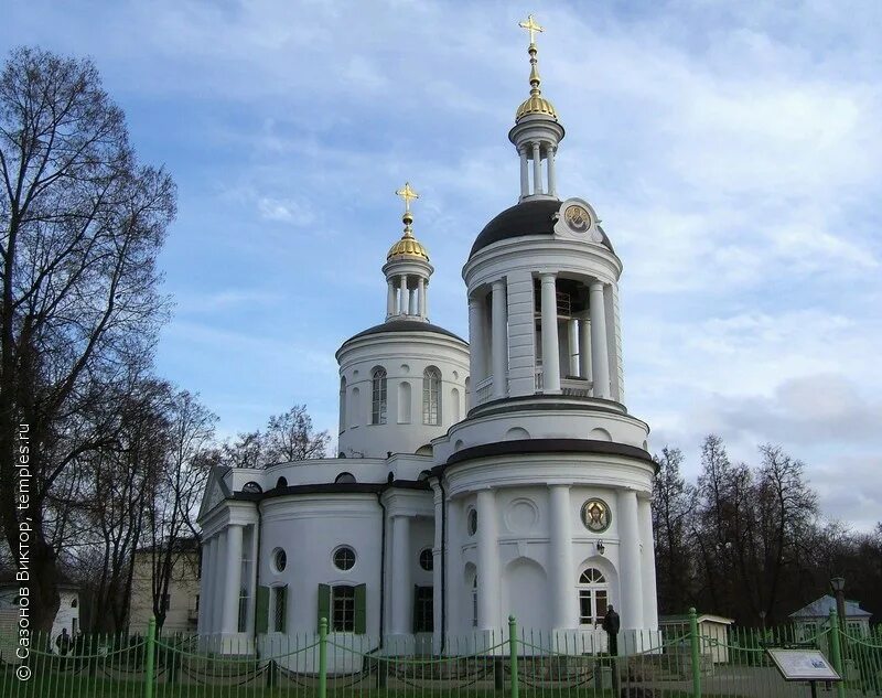 храм влахернской иконы божией матери. иконы во влахернской церкви в кузьминках. храм влахернской иконы божией матери. кузьминки церковь влахернской божией матери. усадьба кузьминки церковь.