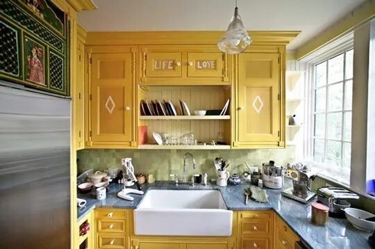 cocina-color-amarillo-07 Yellow kitchen decor, Yellow kitchen, Small kitchen des