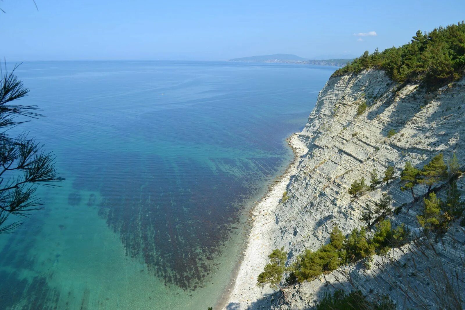 Дивноморье дивноморское. Черное море дивноморское.