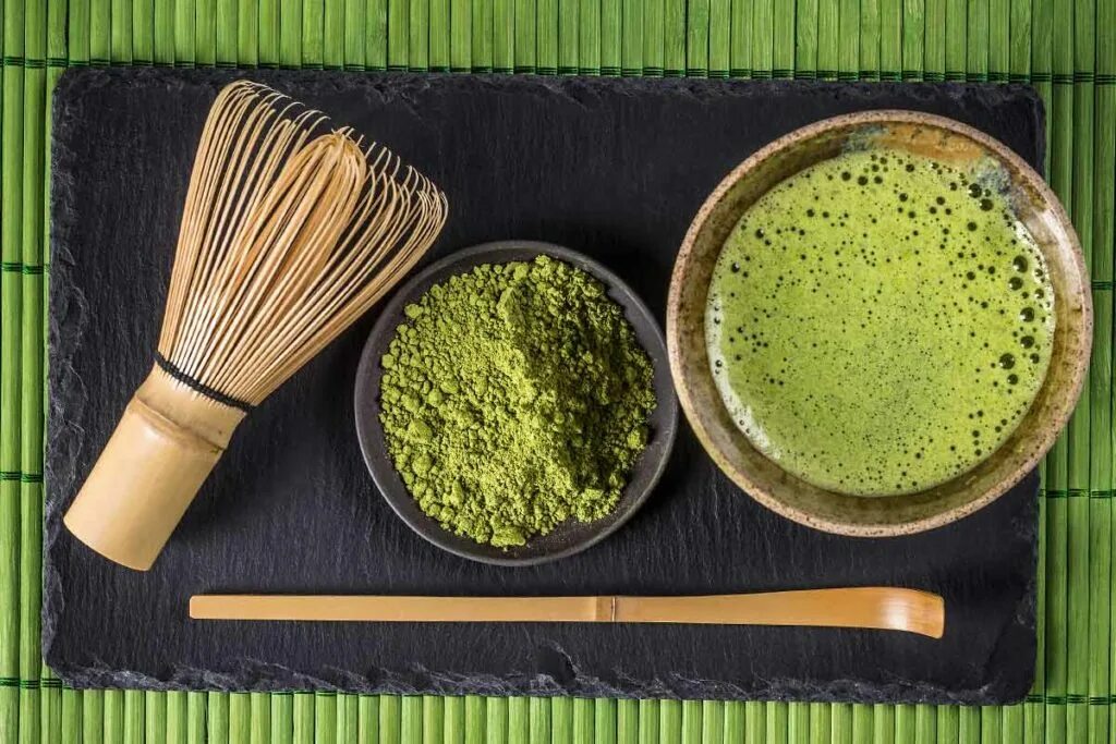 Как приготовить зеленый чай. Матча (маття). Зеленый чай маття. Matcha Чой. Японский порошковый чай маття.