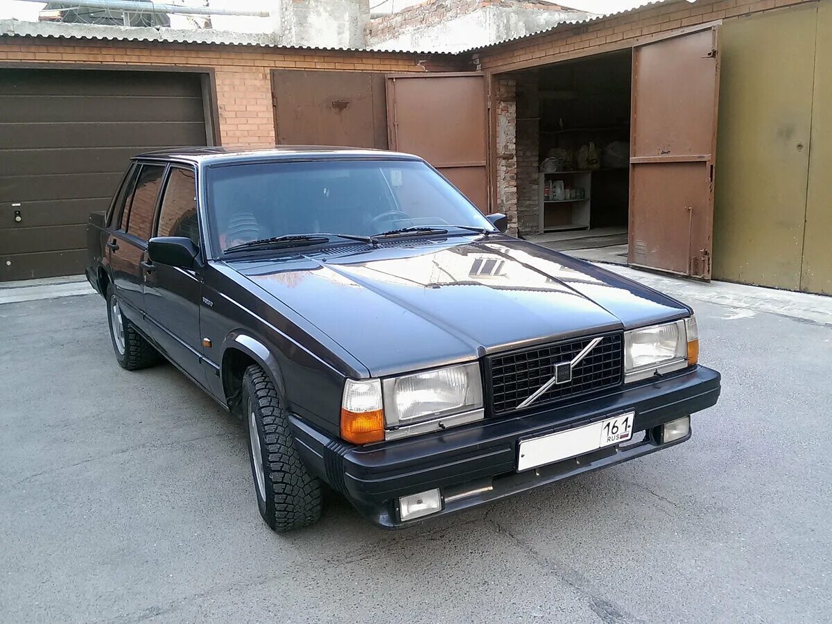 Купить вольво дром. Volvo 740 1986. Volvo 740 2.3 МТ. Вольво 740 черная. Volvo 1986.