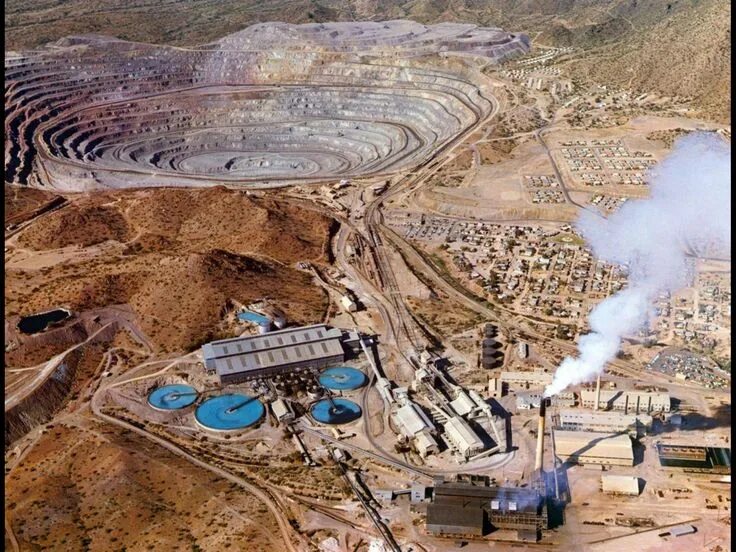 Чили. Le mine. Золотая шахта. Золотоносная шахта. Кобальтовые рудники.