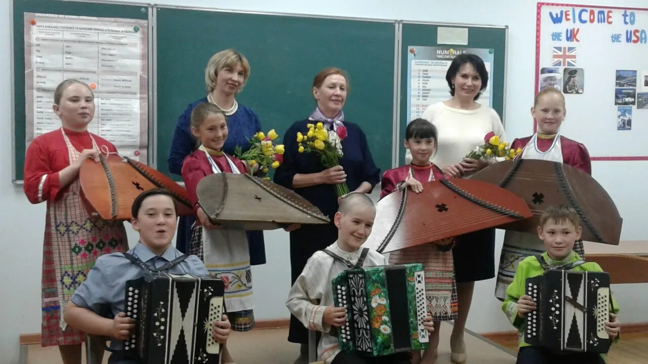 Вавож церковь. Вавож авангард. Вавожская црб. Вавож школа. Ансамбль валан вавож.
