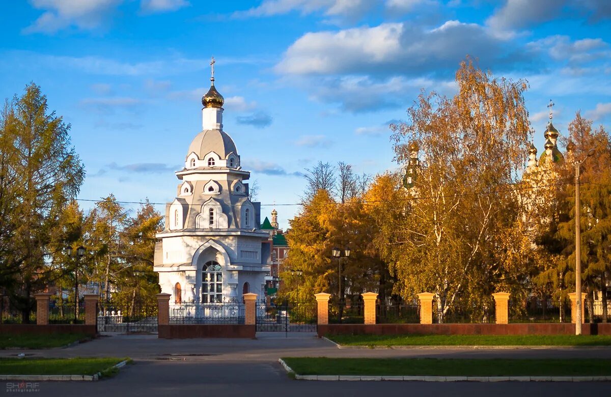 Золотая осень в Йошкар Оле. Йошкар Ола, площадь им. Никонова. Итальянский парк Йошкар-Ола. Осенняя Йошкар-Ола. Октябрь йошкар ола купить