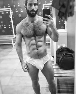 Hairy chest - peito peludo - pecho peludo - cheveux cheveux - petto peloso.