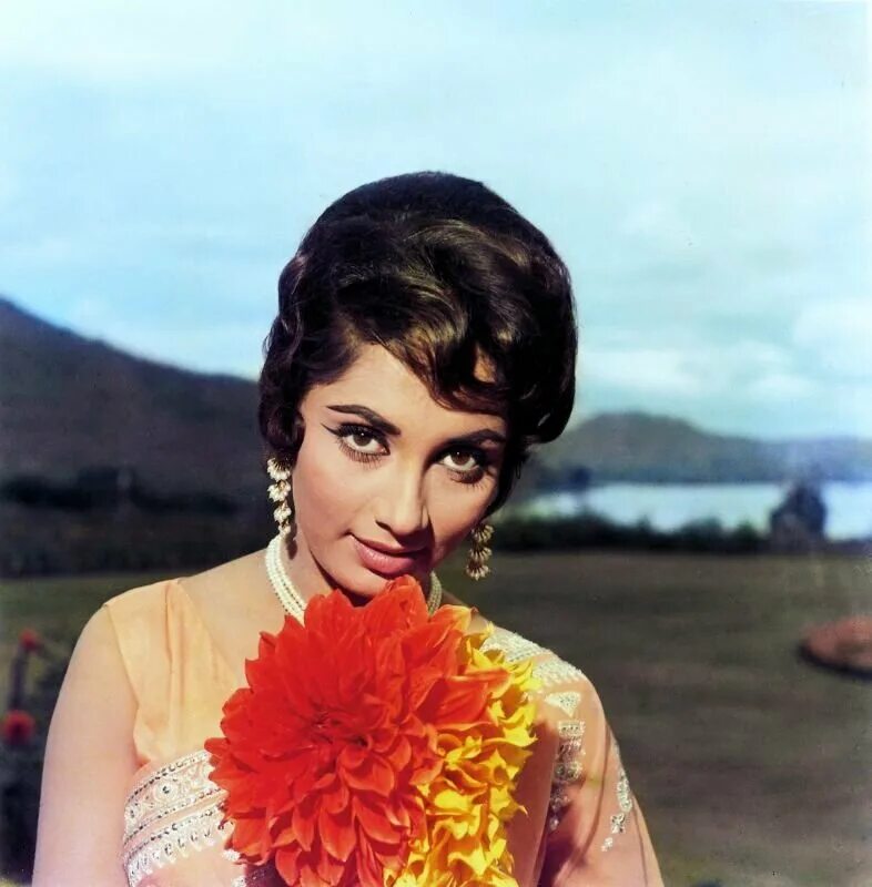 Садхана шивдасани. Садхана шивдасани в молодости. Баббита шивдасани индийская актриса. Садхана индийская актриса. Садхана актриса индия фото.