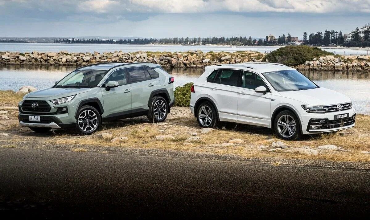 Фольксваген рав 4. Характеристики автомобилей тигуан,субару и тойота раф4. Tiguan vs rav4. Фольксваген рав 4. Тойота рав 4 или фольксваген тигуан.