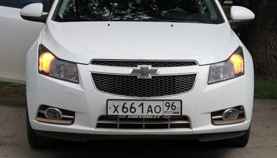 Дхо круз. ДХО Шевроле Круз. ДХО Chevrolet Cruze 1. ДХО на Шевроле Круз 2012. Ходовые огни Круз Шевроле Круз.