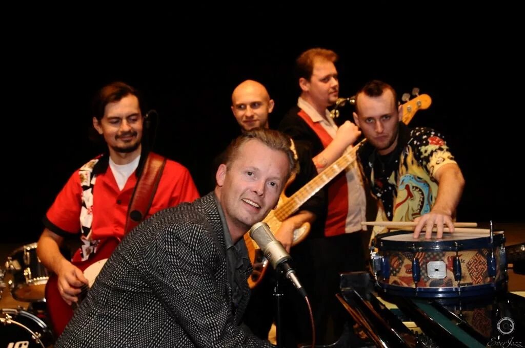 Gam beat группа. "the beat daddys" фото группы. группа beat. группа er beat. Beat devils концерт.