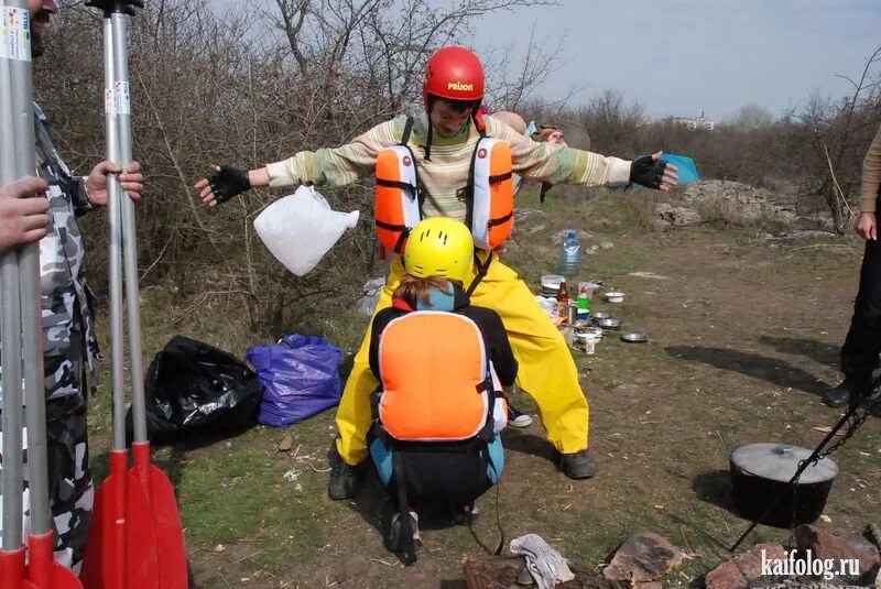 по возвращению из похода. встреча моряков из похода. поход в горы. тверской купец хождения за моря. пешеходный туризм.