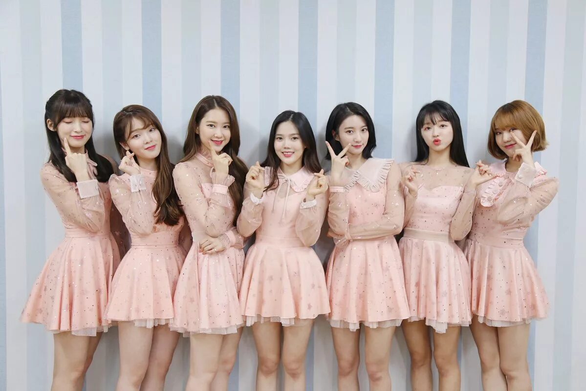 Oh my lots of. Группа Oh my girl. Oh my girl участницы. Oh my girl группа 2020. Кпоп группа Oh my girl.