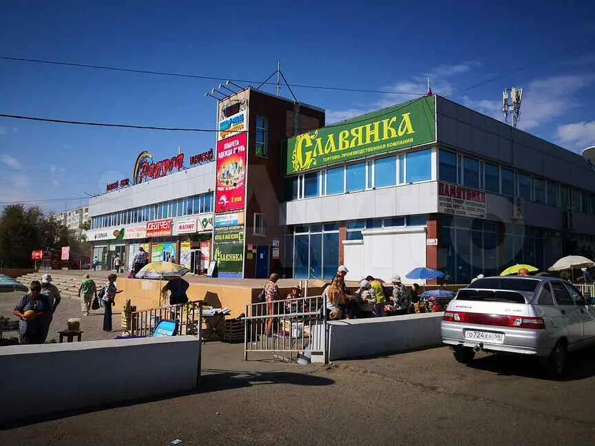 Тц радуга оренбург. Проспект гагарина 48 оренбург. Гагарина 48/1 тц радуга. Проспект гагарина 48 оренбург. Проспект гагарина 48/1 оренбург.
