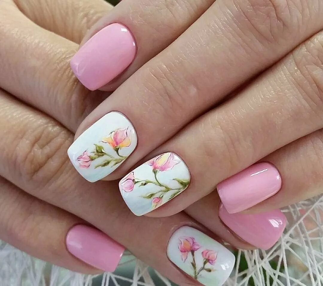 Простой дизайн ногтей на весну. Весенний маникюр. Маникюр с цветами. Весенние ногти.