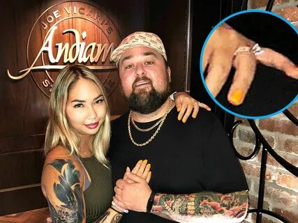 Pawn Stars' Chumlee Celebrates Engagement & Over 100 lb Weight Dro...
