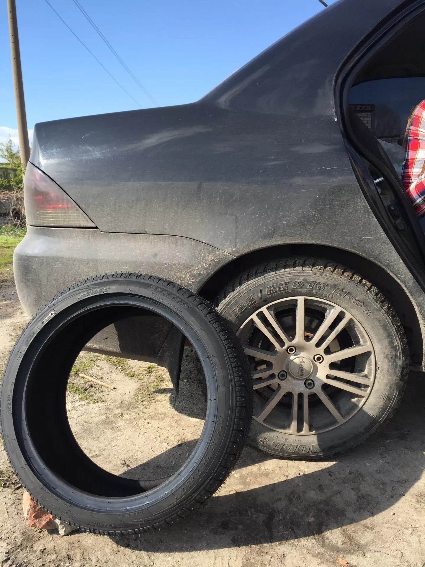 195/60 r15 лансер 9. Шины 205/60 r15 лансер 9. Резина 185 65 15 на лансер 9. Лансер 9 размер шин r15. 205/50 r16 на митсубиси лансер 9.
